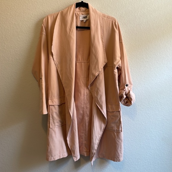 Lightweight jacket - Picture 2 of 6